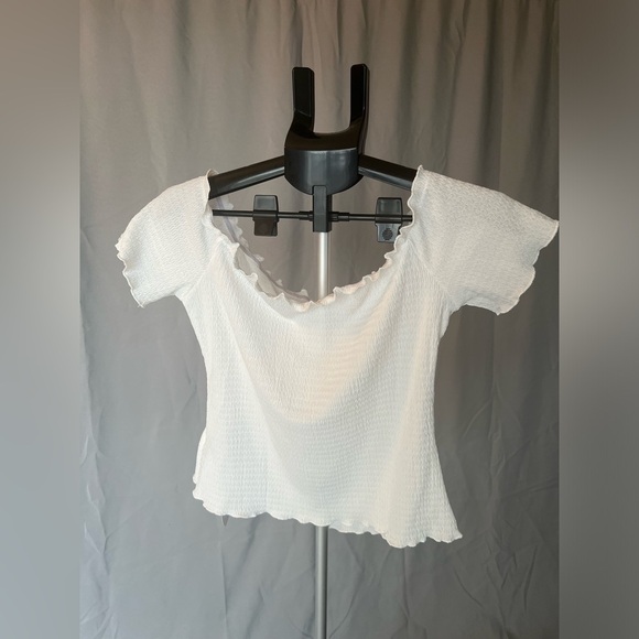 White Cropped Top - Picture 4 of 10